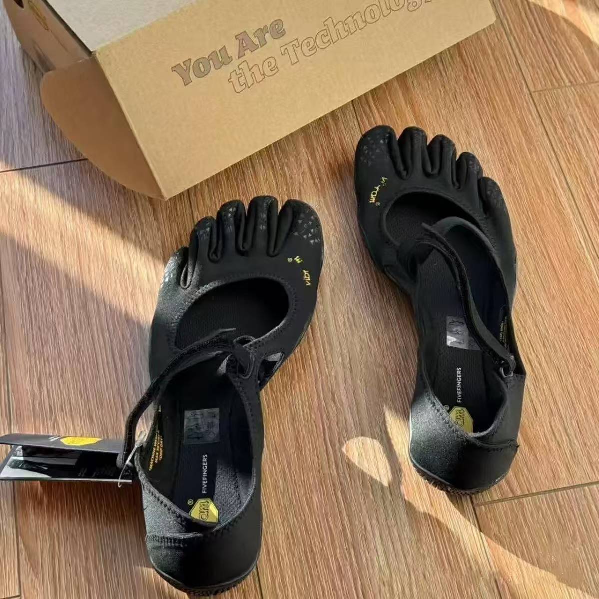 🦶 Women's Barefoot Ballet Flats | Split-Toe Non-Slip Dance & Yoga Shoes (Box Included)