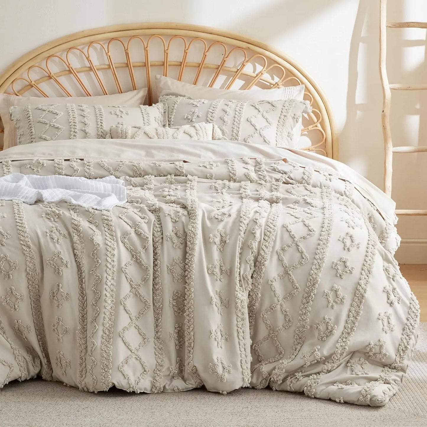 ☁️ Tufted Boho Comforter Set - 3 Piece Shabby Chic Farmhouse Bedding Set